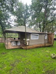 Le lodge du parc sauvage en plein coeur de la forêt